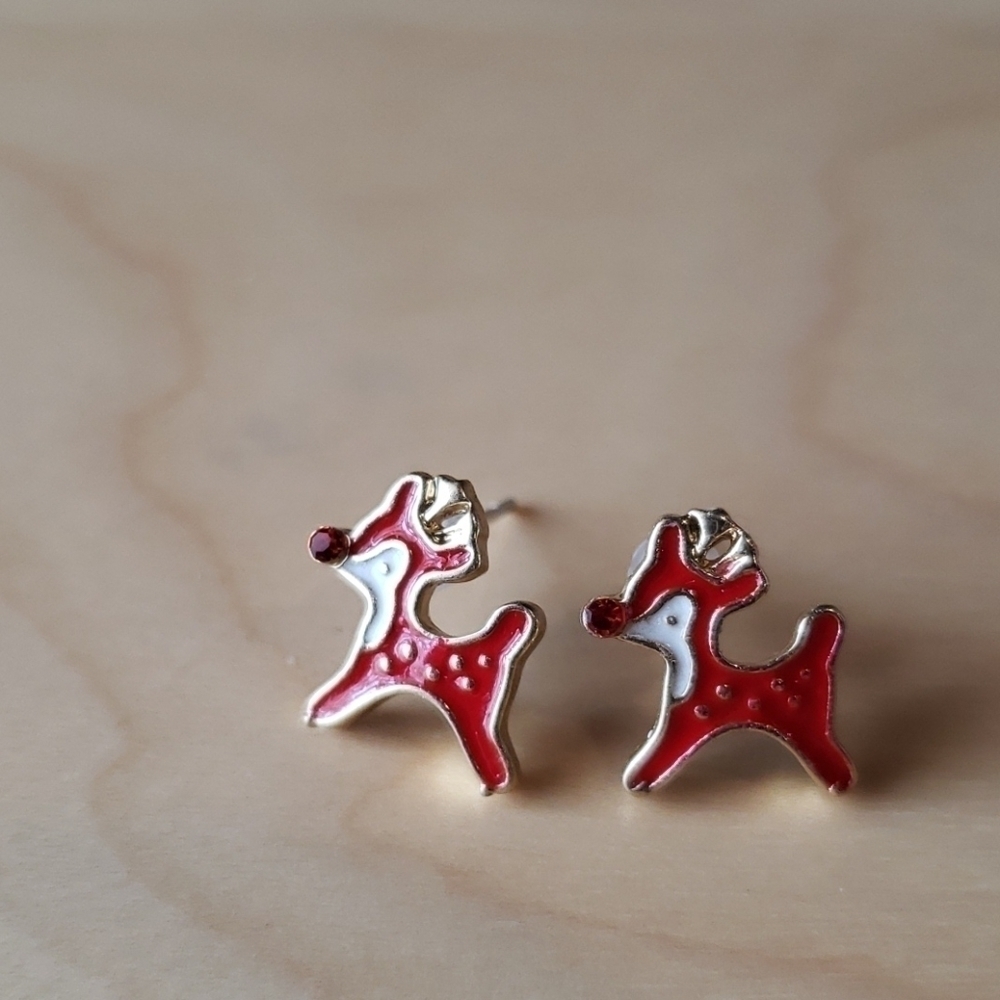 𝅺2 for $15 Dainty Red Deer Earrings NWOT